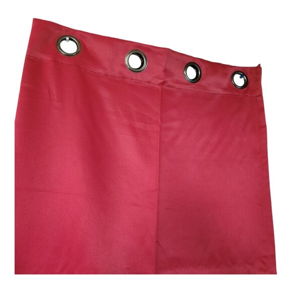 ONE CEILING TO FLOOR RED CURTAIN - Picture 8 of 10